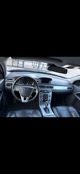 Volvo XC70 3 of 5