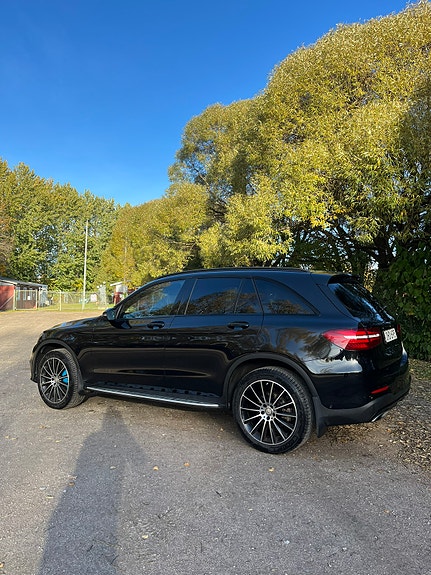 Mercedes-Benz GLC350 e 7 of 12