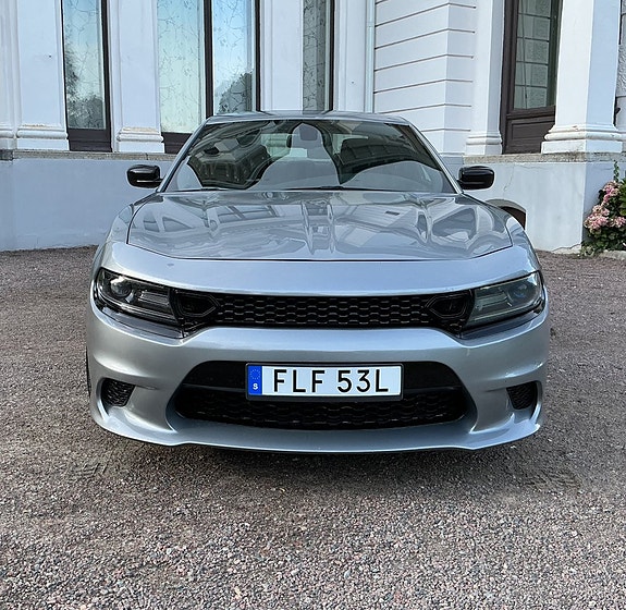 Dodge Charger 3 of 15