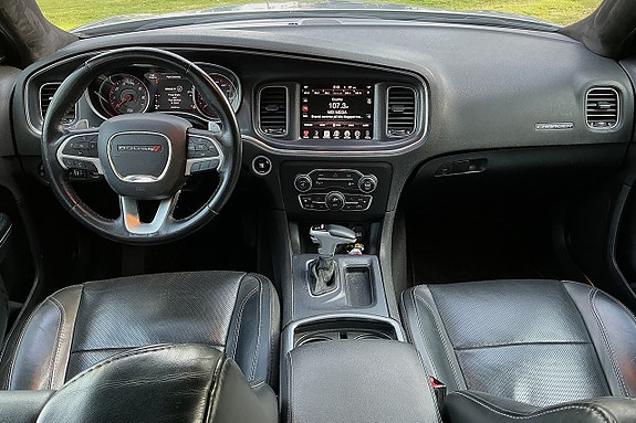 Dodge Charger 15 of 15