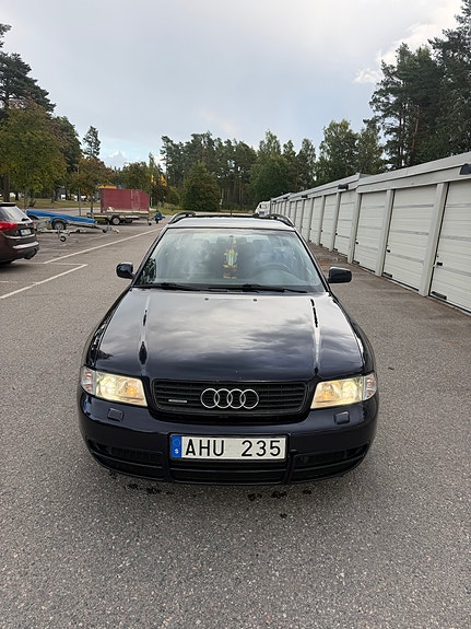 Audi S4 4 of 15