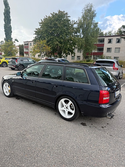 Audi S4 2 of 15