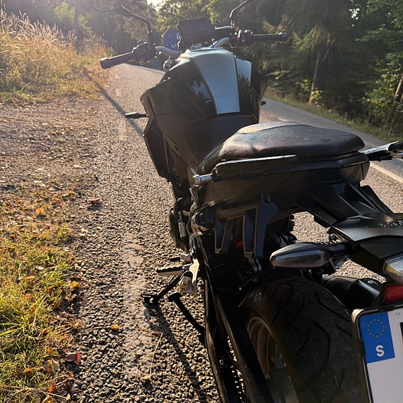 BMW F 900 R 3 of 6