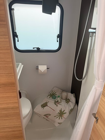 Adria Altea 492 LU 7 of 13