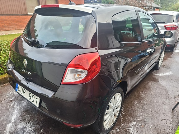 Renault Clio 3 of 5