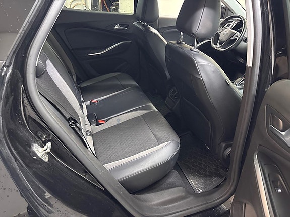 Opel Grandland 8 of 10