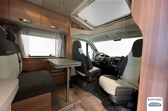 Weinsberg CaraCompact 600 MEG 6 of 11