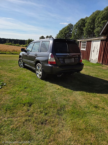 Subaru Forester 3 of 9