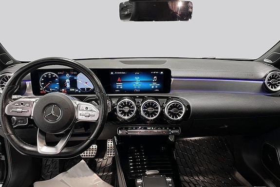 Mercedes-Benz CLA220 d 7 of 14