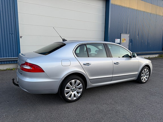 Skoda Superb 3 of 14
