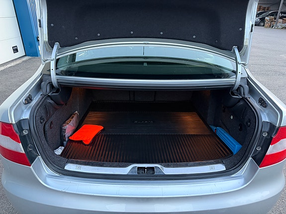 Skoda Superb 11 of 14