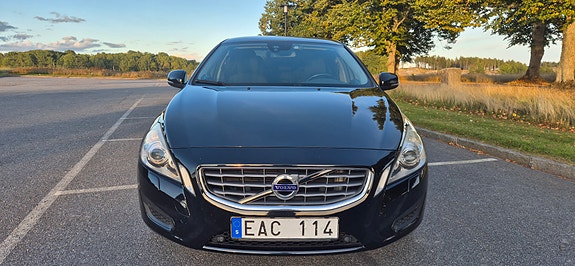 Volvo S60 5 of 14