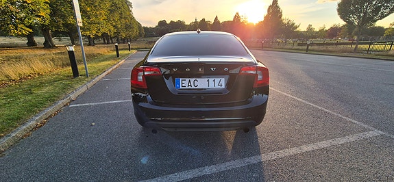 Volvo S60 4 of 14