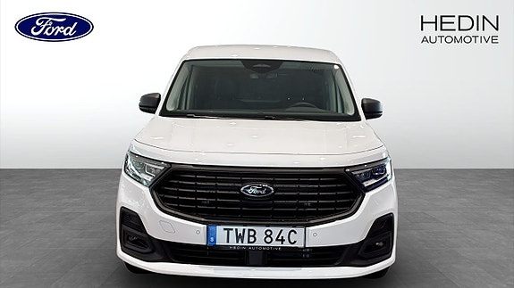 Ford Transit Connect 8 of 9