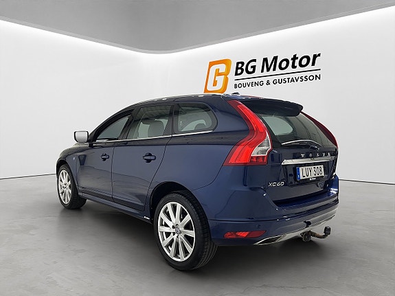 Volvo XC60 6 of 19