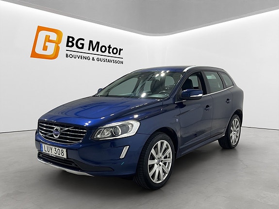 Volvo XC60 8 of 19