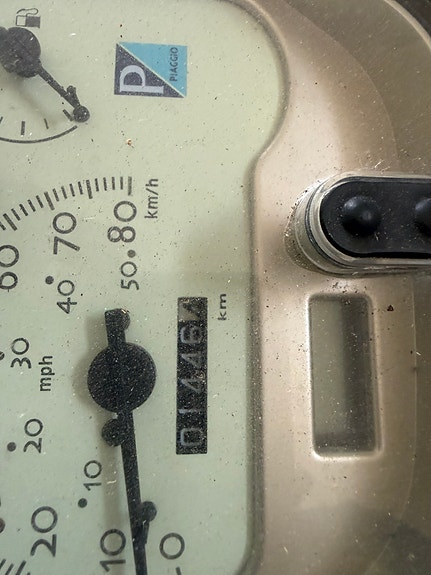 Vespa LX50 3 of 3