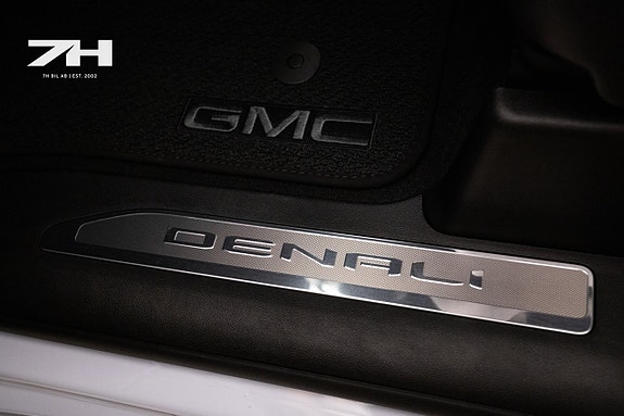 GMC Sierra 30 of 30