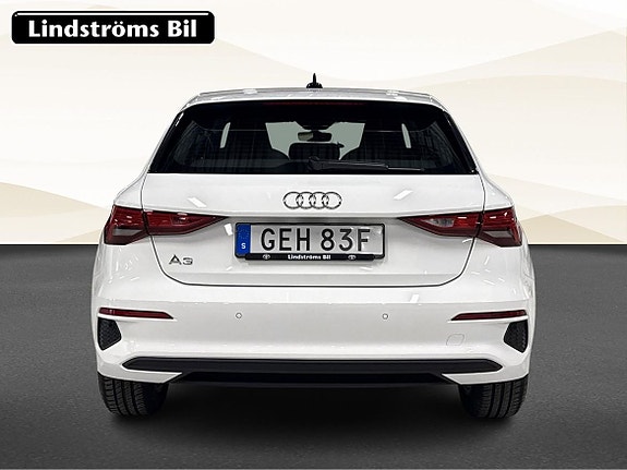 Audi A3 8 of 21