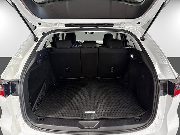 Mazda CX-60 14 of 17