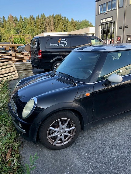 MINI Cooper 9 of 9