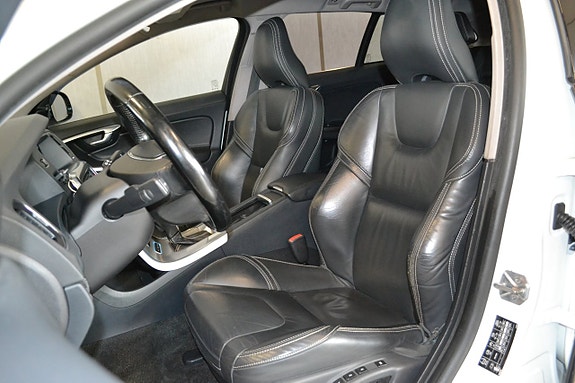 Volvo V60 5 of 14