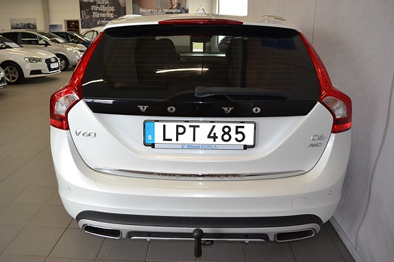 Volvo V60 9 of 14