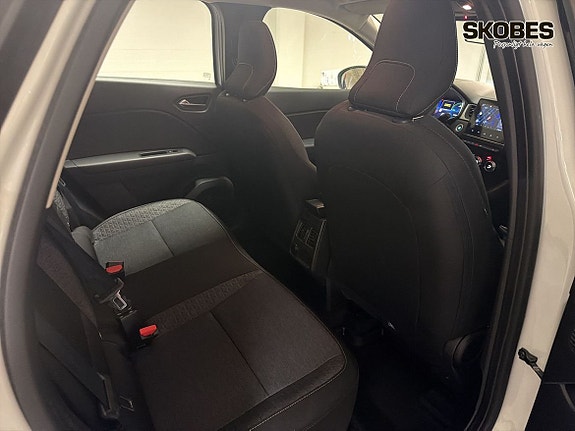 Renault Captur 9 of 21