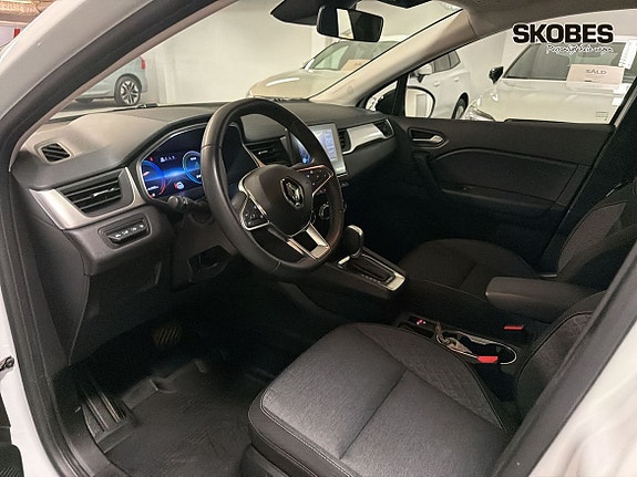 Renault Captur 7 of 21