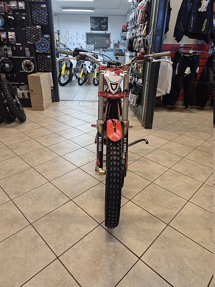 GasGas TXT GP 125 3 of 4