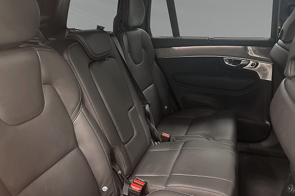 Volvo XC90 11 of 11