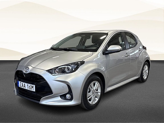 Toyota Yaris 19 of 19
