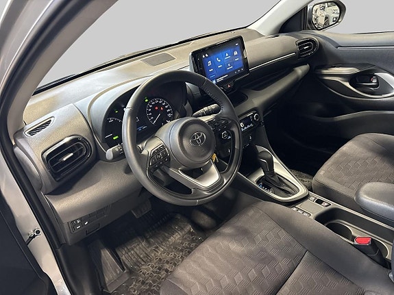 Toyota Yaris 14 of 19
