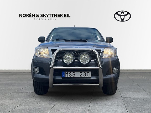 Toyota HiLux 6 of 11