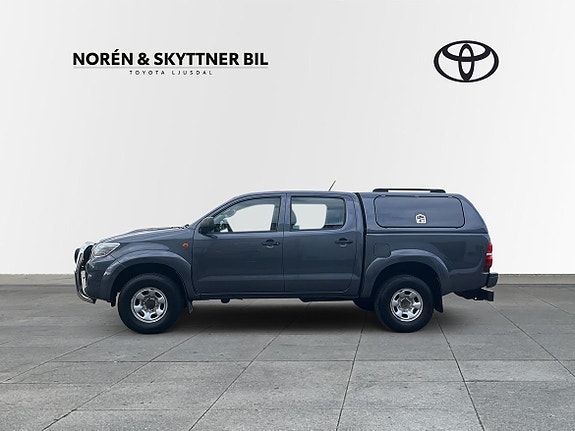 Toyota HiLux 4 of 11