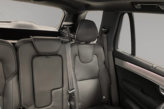 Volvo XC90 14 of 15