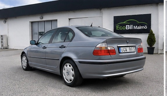 BMW 318i 5 of 20
