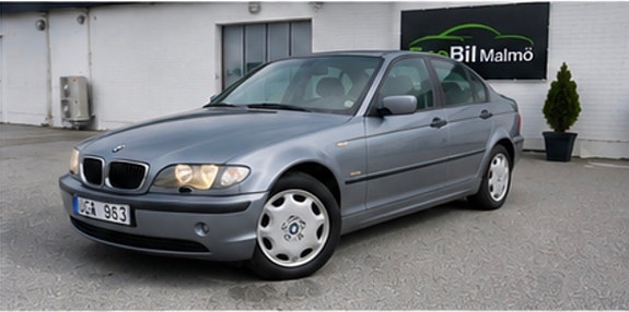 BMW 318i 14 of 20