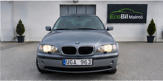 BMW 318i 13 of 20