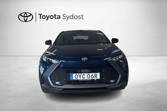Toyota C-HR 5 of 12
