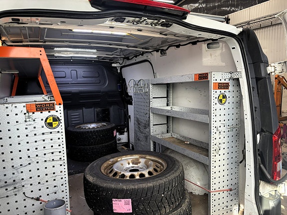 Mercedes-Benz Vito 111 19 of 22