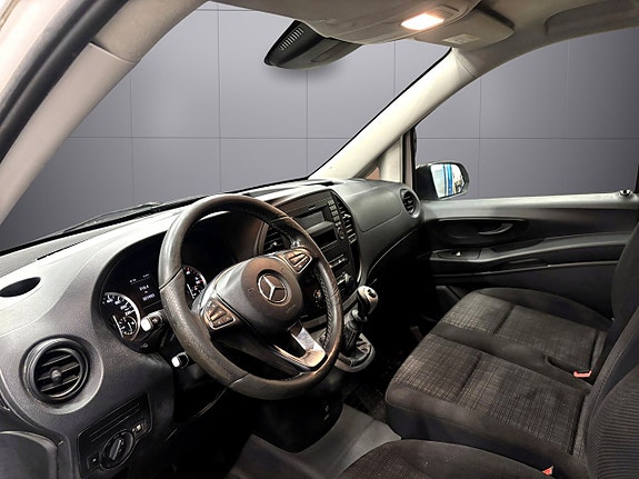Mercedes-Benz Vito 111 10 of 22