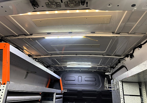 Mercedes-Benz Vito 111 20 of 22