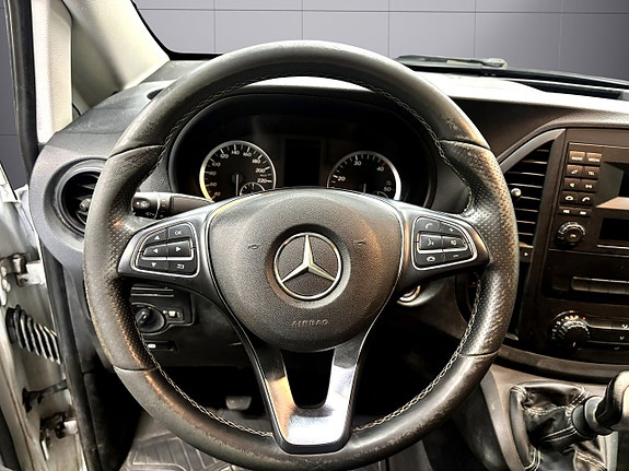 Mercedes-Benz Vito 111 14 of 22