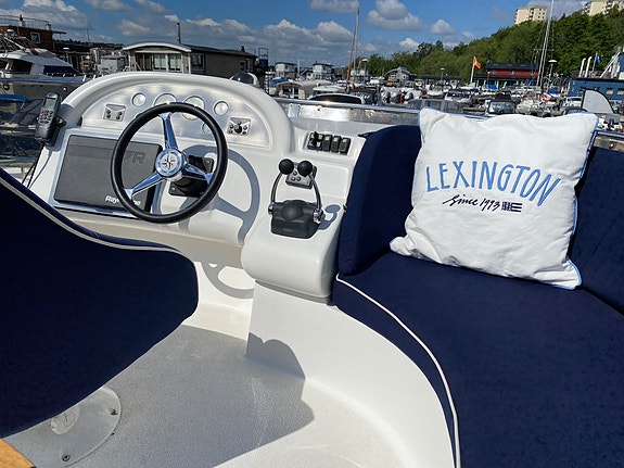 Uthyres 2027 - Mycket fin Flybridge 40 fot 3 of 16
