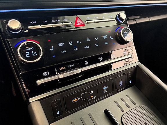 Hyundai Santa Fe 19 of 27