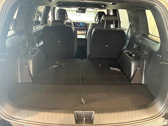 Hyundai Santa Fe 27 of 27