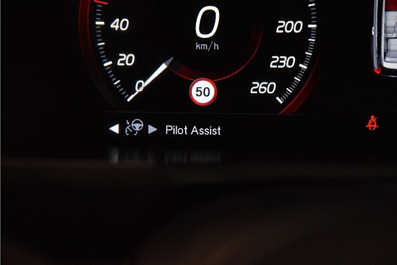 Volvo XC90 21 of 27