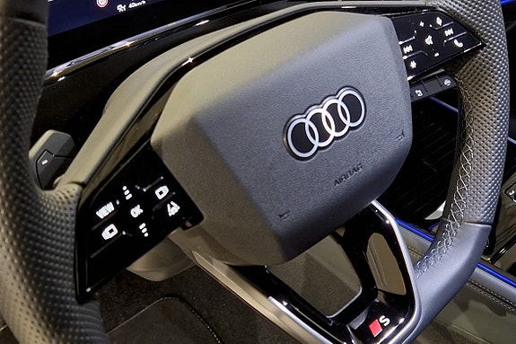 Audi Q3 12 of 17