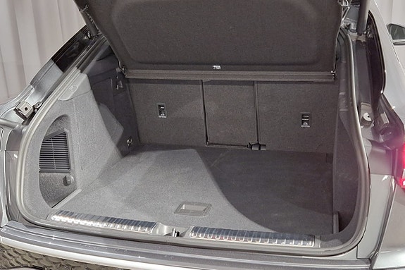 Audi Q3 6 of 17